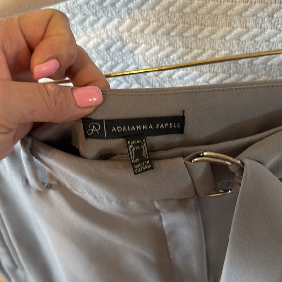 Adrianna Papell Women’s size 8 light gray brand new like  condition - Picture 3 of 6